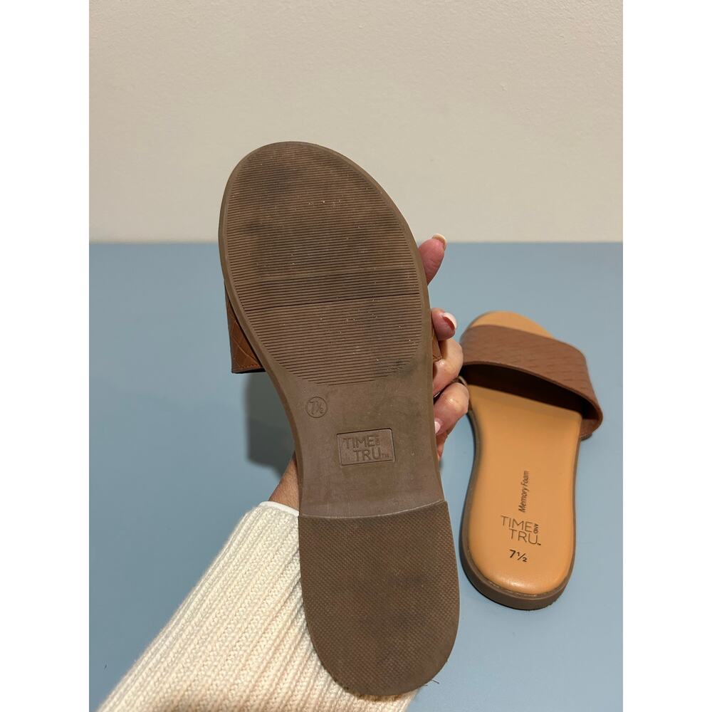 Time and True Brown Slide Sandals - Women's Size 7.5 - Picture 3 of 5